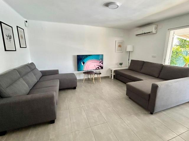 Casa pareada en venta en Alcossebre. CHALET CON VISTAS. Casas pareadas.