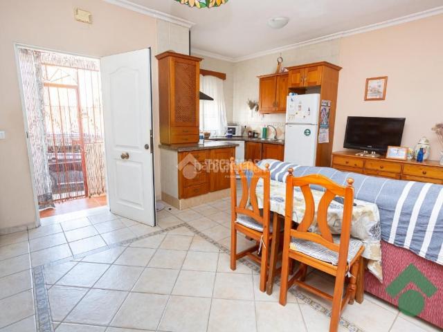 Casa pareada en venta en Algeciras, San Bernabé. Casa en venta en Algeciras. Casas pareadas.