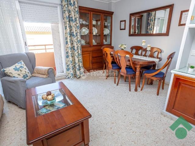 Casa pareada en venta en Algeciras, San Bernabé. Casa en venta en Algeciras. Casas pareadas.