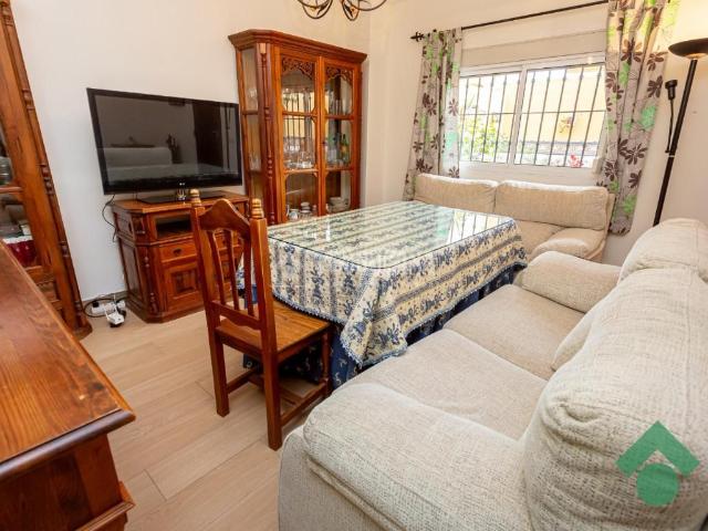 Casa pareada en venta en Algeciras, San García. Casa en venta en Algeciras. Casas pareadas.