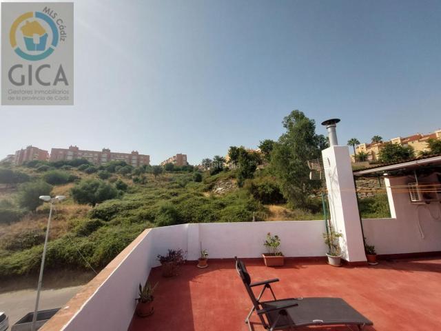 Casa pareada en venta en Algeciras, San García. Fantástica casa en esquina en La Juliana. Casas pareadas.