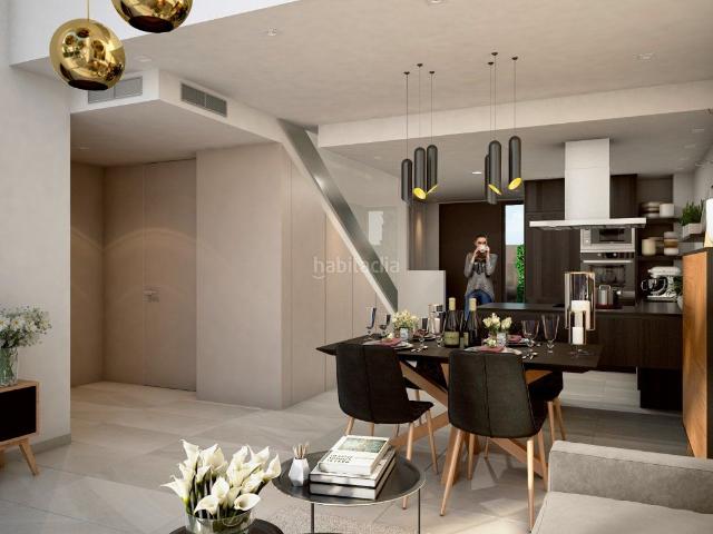 Casa pareada en venta en Algorfa. Villa pareada de 3 dormitorios con piscina privada a la venta en La Finca Golf Resort, Algorfa. Casas pareadas.