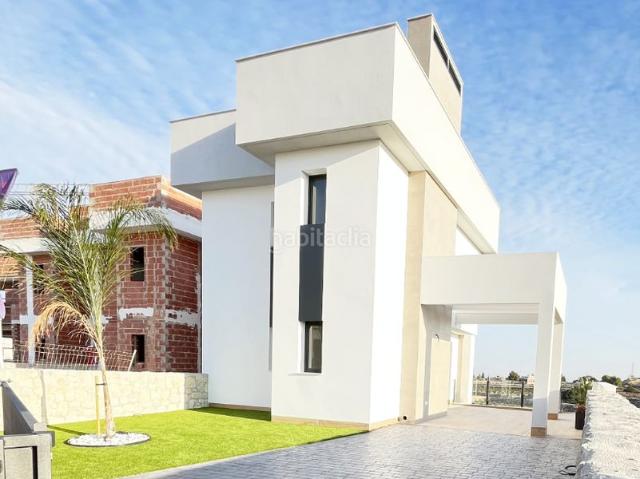 Casa pareada en venta en Algorfa. Casas pareadas.