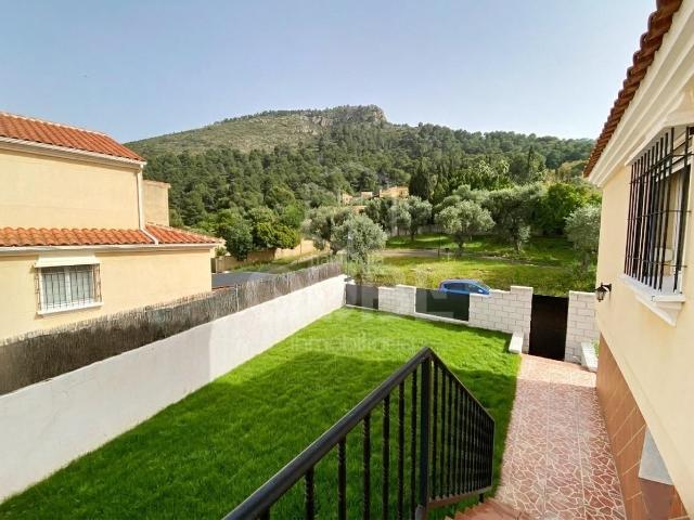 Casa pareada en venta en Alhaurín de la Torre, Manantiales Lagar Cortijo. Casas pareadas Alhaurín de la.