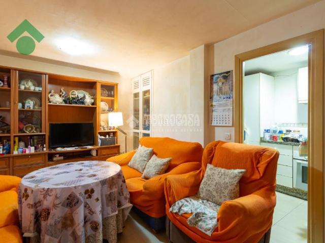 Casa pareada en venta en Almuñécar, Almuñecar centro. Casa en venta en Almuñécar. Casas pareadas.
