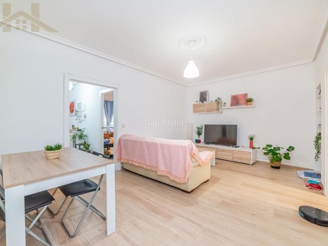 Casa pareada en venta en Aranjuez, Nuevo Aranjuez Ciudad de las Artes. Chalet adosado en venta en Cruz. Casas pareadas.