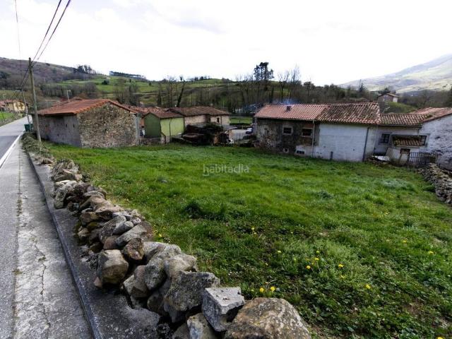 Casa pareada en venta en Arenas de Iguña. Casa y parcela de terreno urbano en Arenas de Iguña Cantabria. Casas pareadas Arenas de.