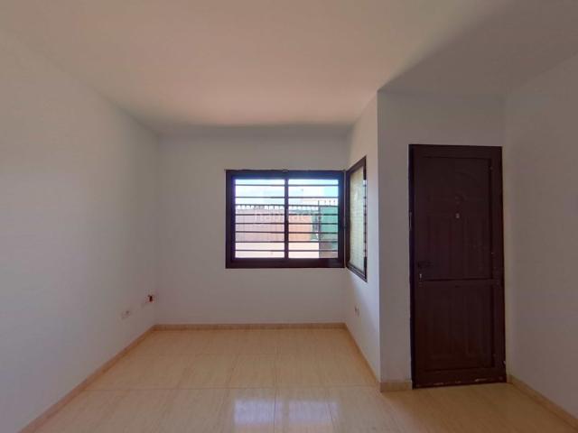 Casa pareada en venta en Arrecife, Argana Alta Maneje. Solvia Inmobiliaria Chalet adosado Arrecife. Casas pareadas.