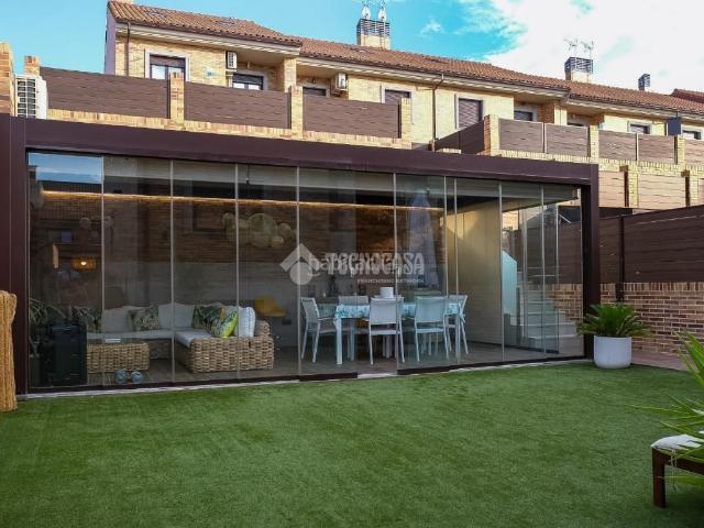 Casa pareada en venta en Arroyomolinos, Urbanización El Mediterráneo. Casa en venta en Arroyomolinos. Casas pareadas.