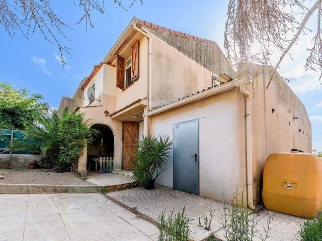 Casa pareada en venta en avenida Corts Catalanes, Pallaresos, Els, de 144 m² 3 habitaciones por 320.000