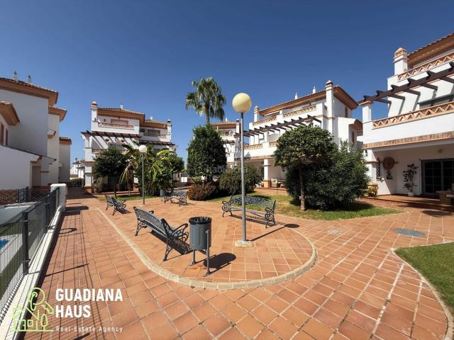 Casa pareada en venta en Ayamonte, Ayamonte ciudad. Casas pareadas.