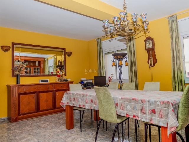 Casa pareada en venta en Badalona, Llefià. Casas pareadas.