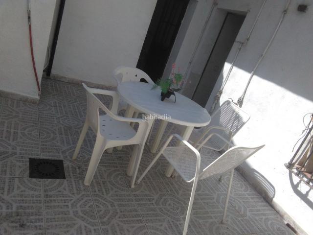 Casa pareada en venta en Baeza. La casa se hizo nueva en 1991. Casas pareadas.