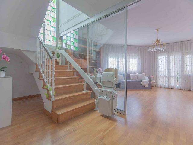 Casa pareada en venta en Balaguer, de 190 m² 4 habitaciones por 229.000