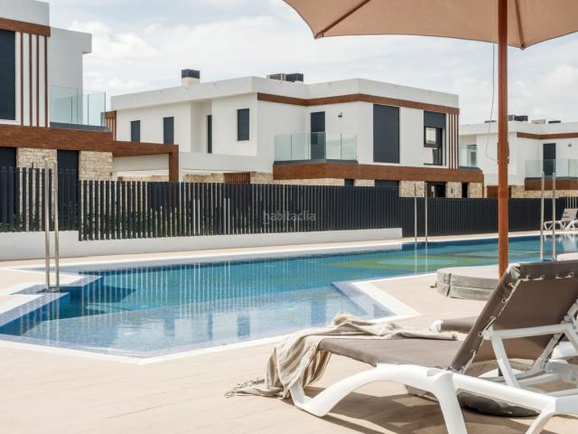Casa pareada en venta en Baleares Capdepera, Cala Ratjada. Casa adosada en Cala Ratjada. Casas pareadas.
