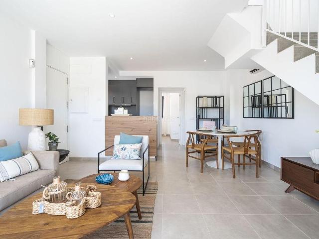 Casa pareada en venta en Baleares Manacor, Cala Magrana Cala Anguila Cala Mendia. Pareado en venta con 2 habitaciones, 2 baños, terraza, jardín y piscina comunitaria en Porto Cristo Mallorca. Casas.