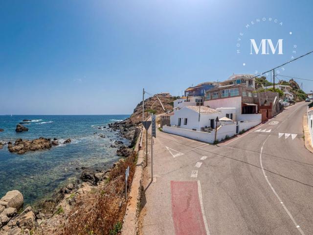 Casa pareada en venta en Baleares Maó Mahón, Cala Llonga Sa Mesquida. En EXCLUSIVA, vivienda única frente al mar en Sa Mesquida. Casas pareadas Maó.