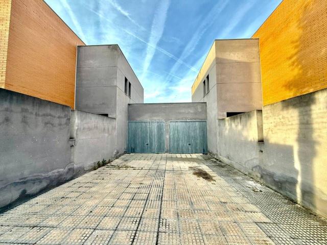 Casa pareada en venta en Bargas. Chalet pareado en venta en Bargas. Casas pareadas.