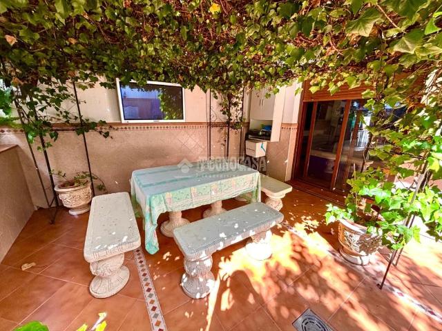 Casa pareada en venta en Benalmádena, Centro. Casa en venta en Benalmádena. Casas pareadas.