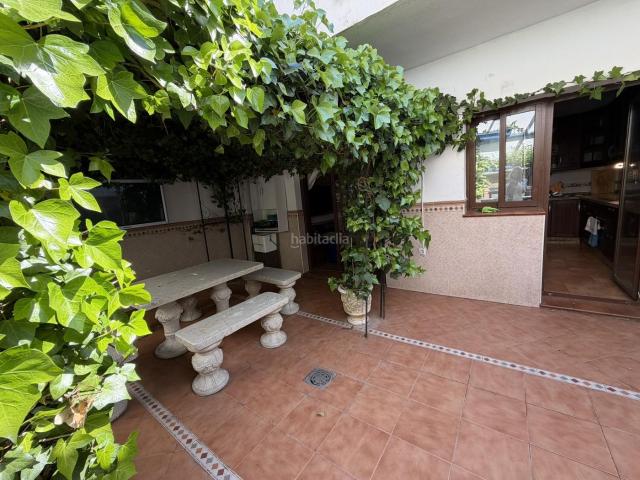 Casa pareada en venta en Benalmádena, Centro. Ubicación premium a 100 m del centro Benalmádena Pueblo. Casas pareadas.