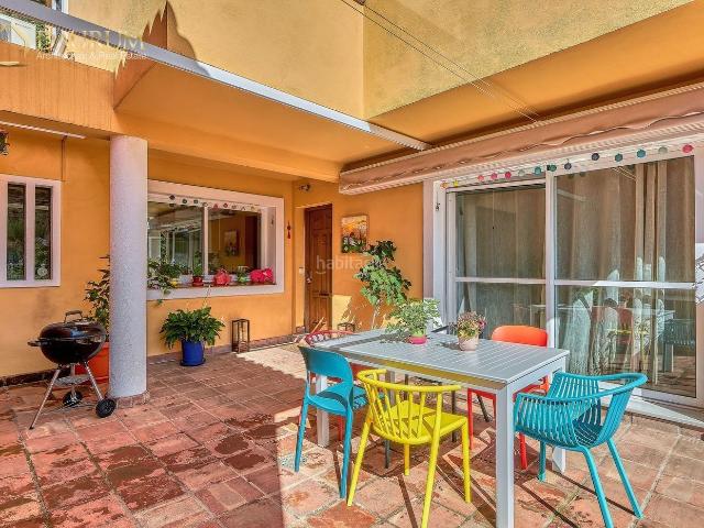 Casa pareada en venta en Benalmádena, La Capellanía El Higuerón. MAGNÍFICO CHALET PAREADO DE 3 HABITACIONES EN BENALMÁDENA. Casas pareadas.