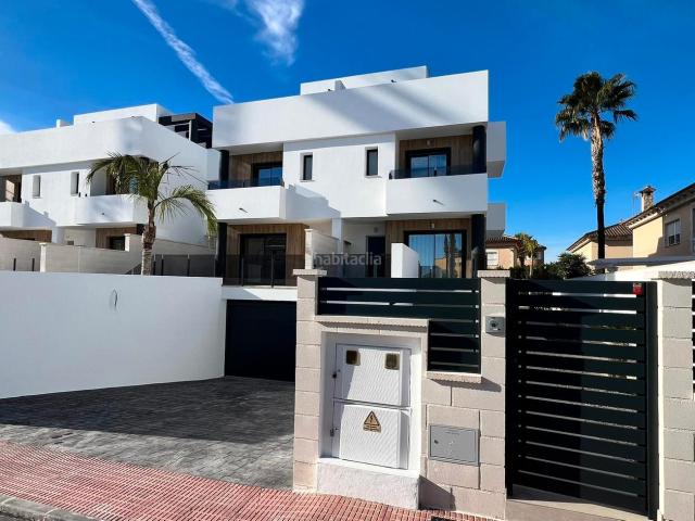 Casa pareada en venta en Benferri. Casas pareadas.