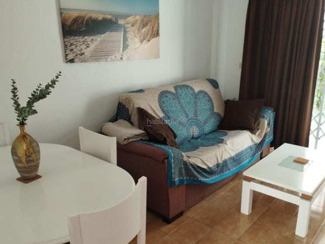 Casa pareada en venta en Benidorm, Rincón Bajo. BUNGALOW EN RINCÓN DE LOIX TERRAZA, PARKING Y PISCINA A 800m DE LA PLAYA. Casas pareadas.