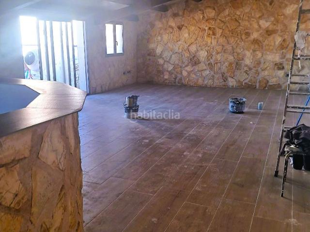Casa adosada en venta en Bigastro. CASA & CHALET ADOSADO EN C. QUEVEDO, BIGASTRO, ALICANTE. Casas adosadas.