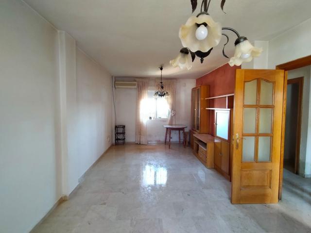 Casa pareada en venta en Gabias Las, Híjar. Solvia Inmobiliaria Chalet adosado Gabias Las. Casas pareadas Gabias.