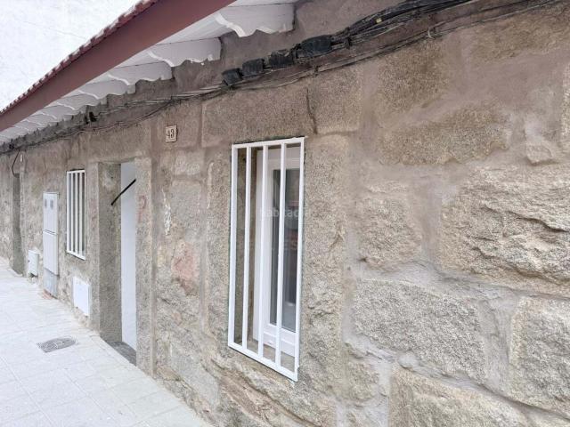 Casa pareada en venta en Galapagar, Casa Amarilla. Casas pareadas.