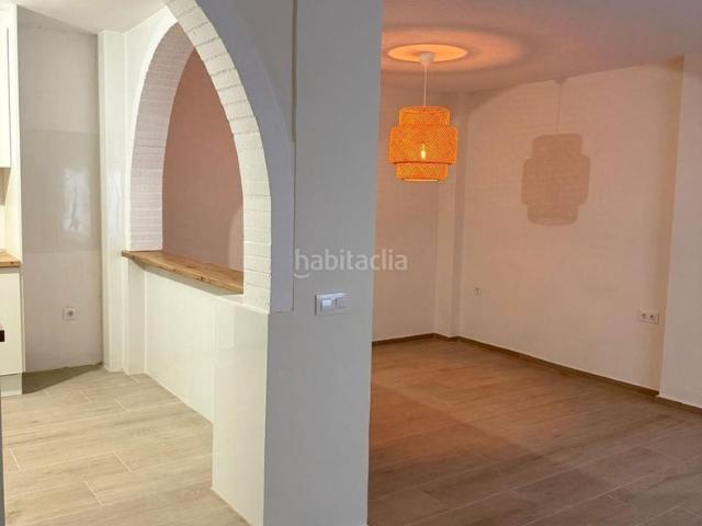 Casa pareada en venta en Gandia, Plaza Elíptica República Argentina. MARAVILLOSO CHALET PAREADO DE 2 PLANTAS EN GANDÍA. Casas pareadas.