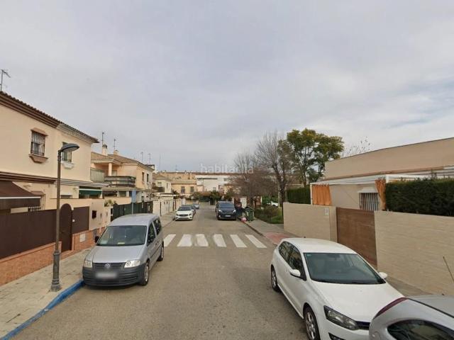 Casa pareada en venta en Gelves. Vivienda en Gelves, Sevilla. Activo inmobiliario SIN POSESIÓN, NO SE PUEDE VISITAR. Casas pareadas.