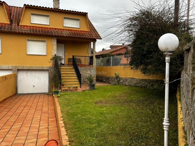 Casa pareada en venta en Grove O. Exclusivo pareado en San Vicente. Casas pareadas Grove.