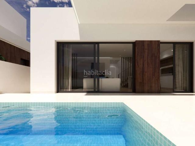 Casa pareada en venta en Dolores. Casas pareadas.