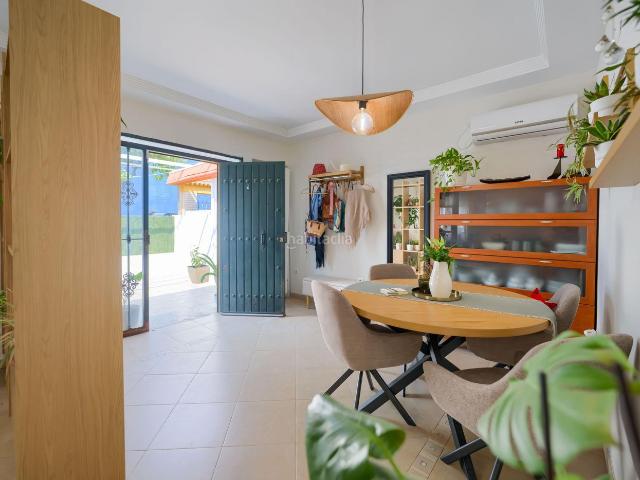 Casa pareada en venta en Dos Hermanas, Arco Norte Avda España. Casas pareadas Dos.