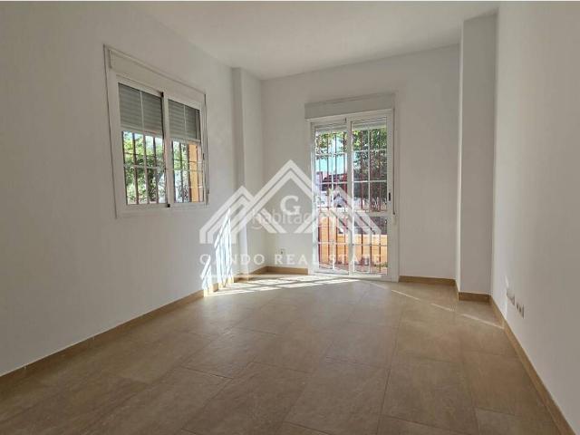 Casa pareada en venta en Dos Hermanas, El Arenal La Pólvora. Venta de chalet pareado en Dos Hermanas, ArenalLa Pólvora. Casas pareadas Dos.