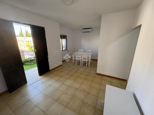 Casa pareada en venta en Écija. Casa en venta en Écija. Casas pareadas.