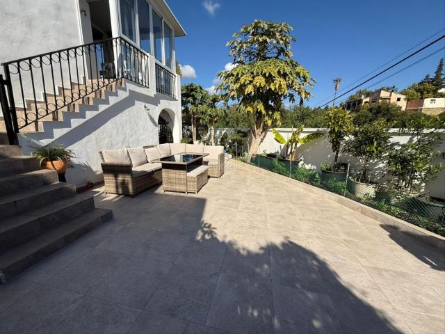 Casa pareada en venta en Estepona, Los Llanos. Casas pareadas.