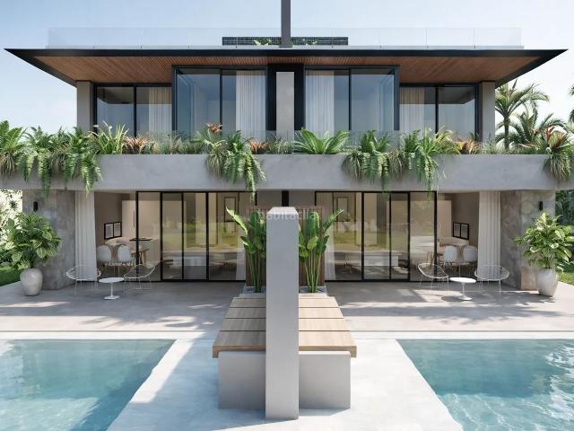Casa pareada en venta en Fuengirola, Los Boliches. Maravela House Exclusividad y diseño en el corazón de Fuengirola. Casas pareadas.