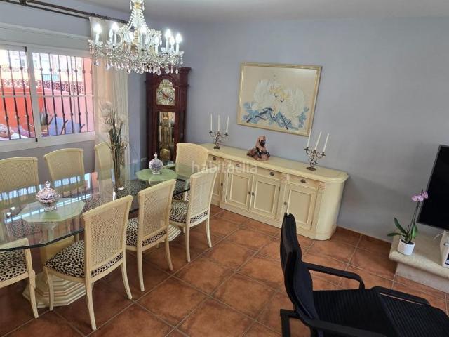 Casa pareada en venta en Fuengirola, Puerto Deportivo. Espectacular Casa en el Centro de Fuengirola a sólo escasos pasos del Mar. Casas pareadas.