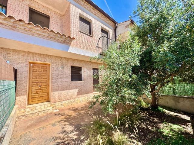 Casa pareada en venta en Hita. Casa en venta en Hita. Casas pareadas.