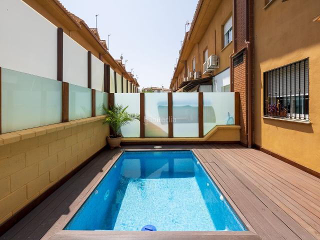 Casa pareada en venta en Ogíjares. Casas pareadas.