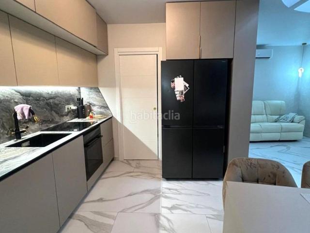 Casa pareada en venta en Orihuela, La Florida. Casa pareada recién reformada de 3 dormitorios con solarium en Playa Flamenca. Casas pareadas.