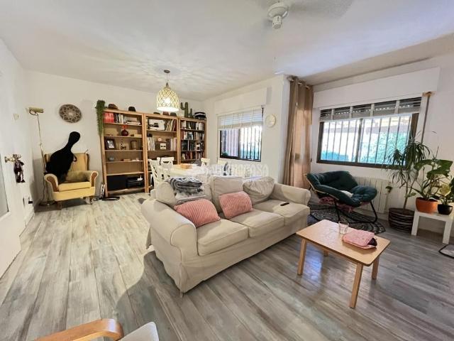 Casa pareada en venta en Loeches. Casa en venta en Loeches. Casas pareadas.