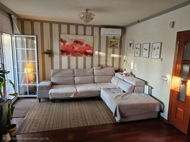Casa pareada en venta en Lliçà de Vall. Espectacular casa con 5 kw h de producción solar. Casas pareadas Lliçà de.