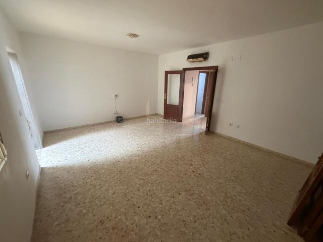 Casa pareada en venta en Molares Los. Solvia Inmobiliaria Chalet adosado Molares Los. Casas pareadas Molares.