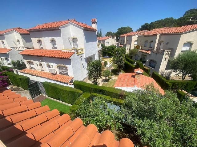 Casa pareada en venta en Mont Roig del Camp, de 100 m² 3 habitaciones por 220.000