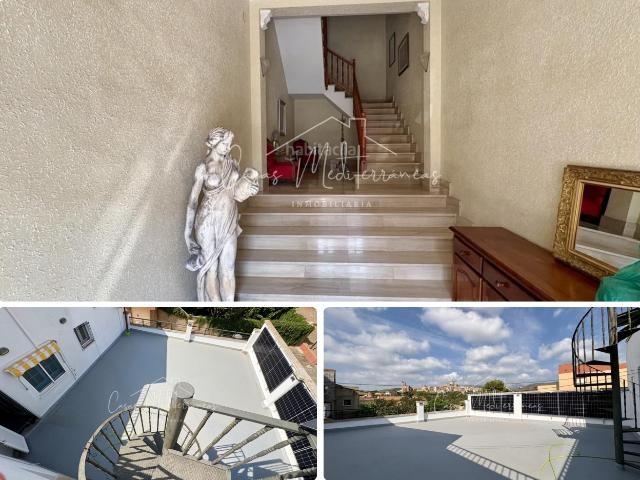 Casa pareada en venta en Mont roig del Camp, Poble Costa Dorada. Chalet pareado en Mont roig del Camp. Casas pareadas Mont roig del.