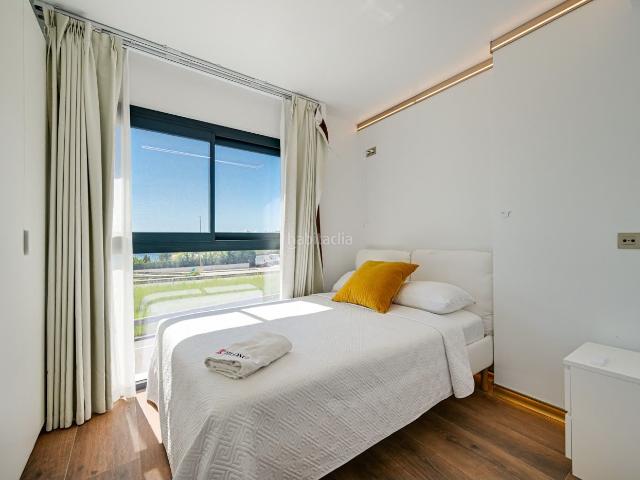 Casa pareada en venta en Montgat. EXCLUSIVA CASA DE OBRA NUEVA CON VISTAS MAR. Casas pareadas.