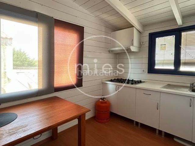Casa pareada en venta en Montroi Montroy. Casa de Madera en Urb. Balcón de Montroy. Casas pareadas Montroi.